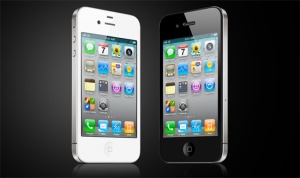 apple_iphone_black_vs_white
